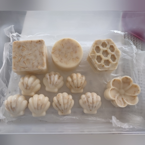 Hand Poured Organic Shea Butter Soap Bars - Picture 5 of 9